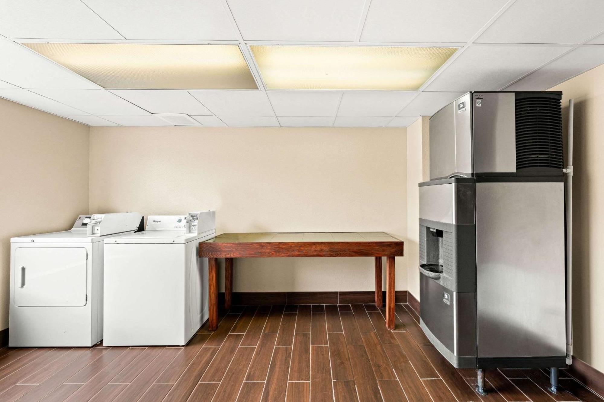 Comfort Suites Abingdon I-81 Luaran gambar