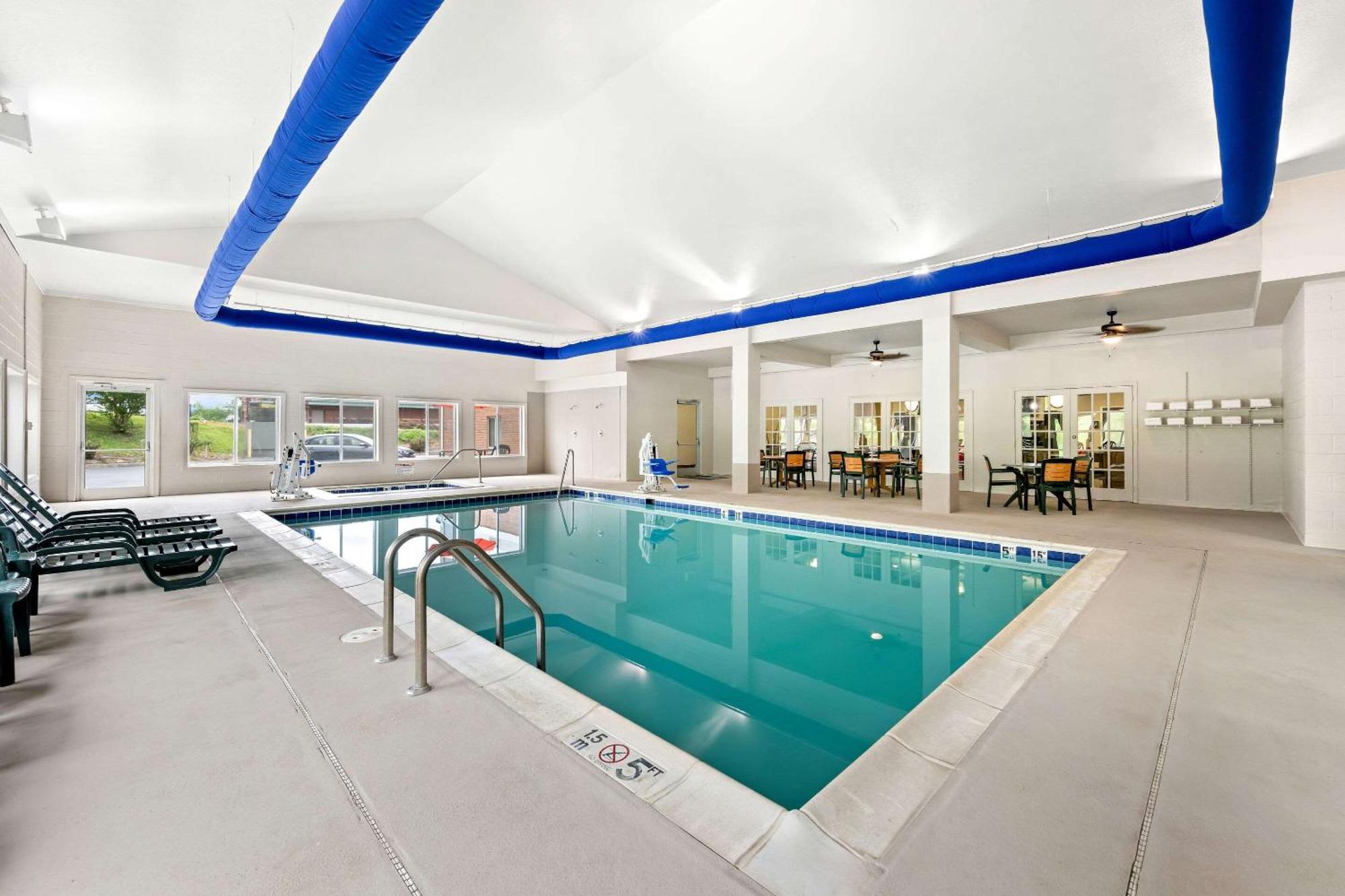Comfort Suites Abingdon I-81 Luaran gambar